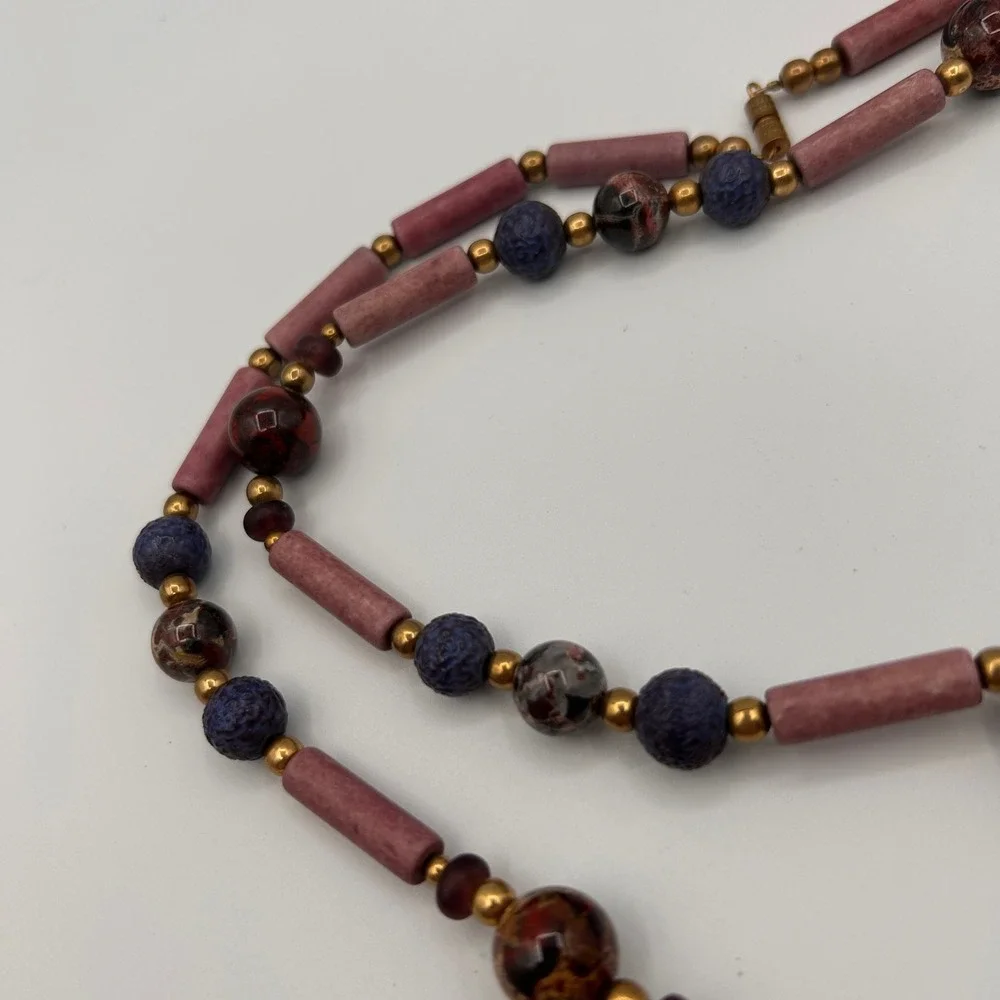 Boho Beaded Necklace Mauve‎ Jasper Lava Rock Gold Tone Barrel Clasp 28